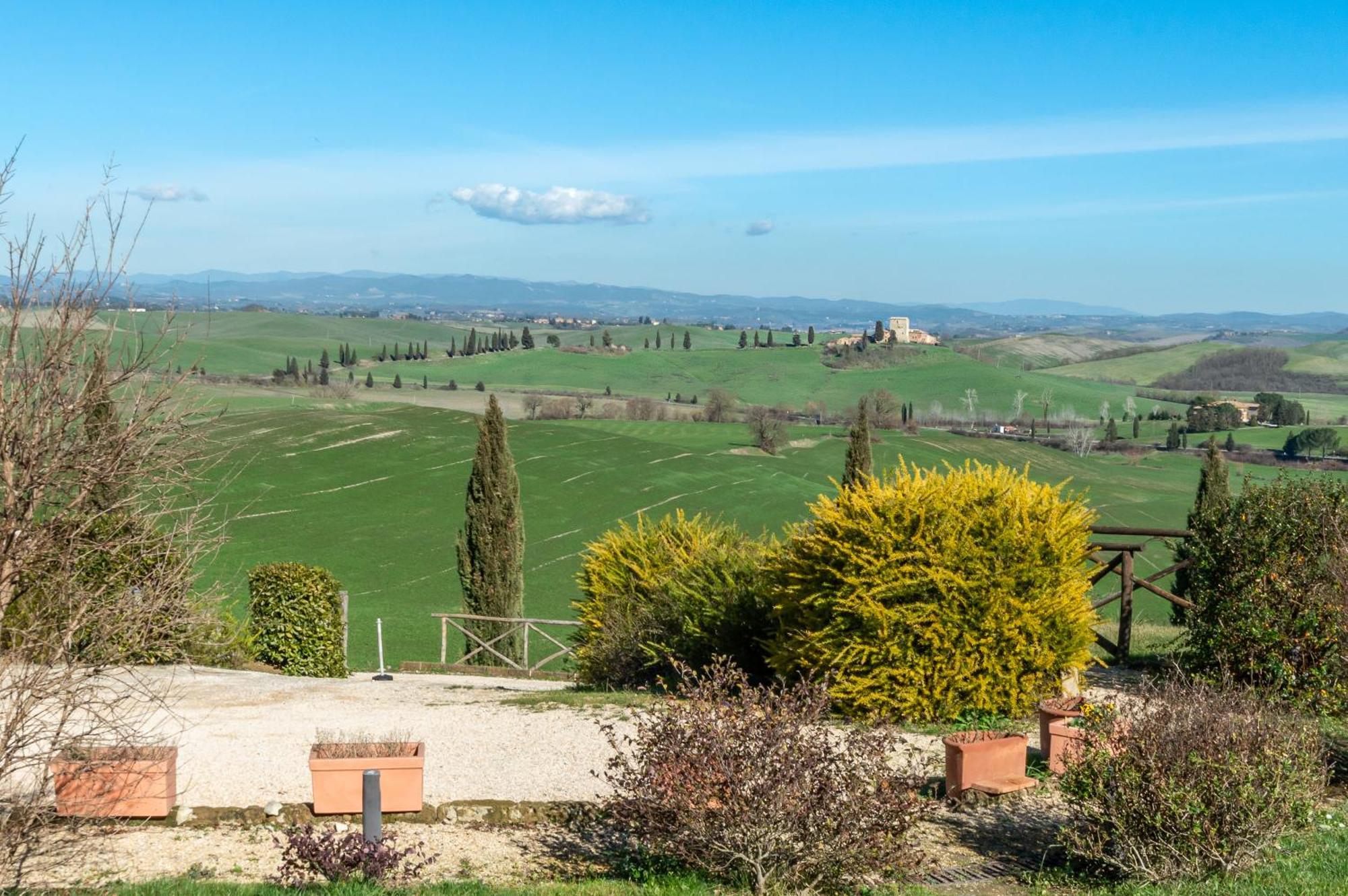 Вилла Sunflower Con Vista Su Siena Корсано Экстерьер фото